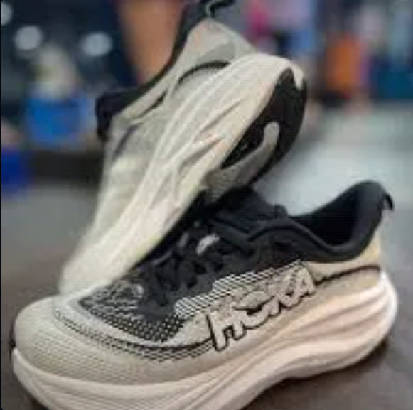 Hoka Skyflow